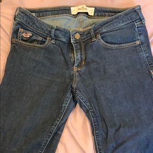 Hollister blue jeans no rips